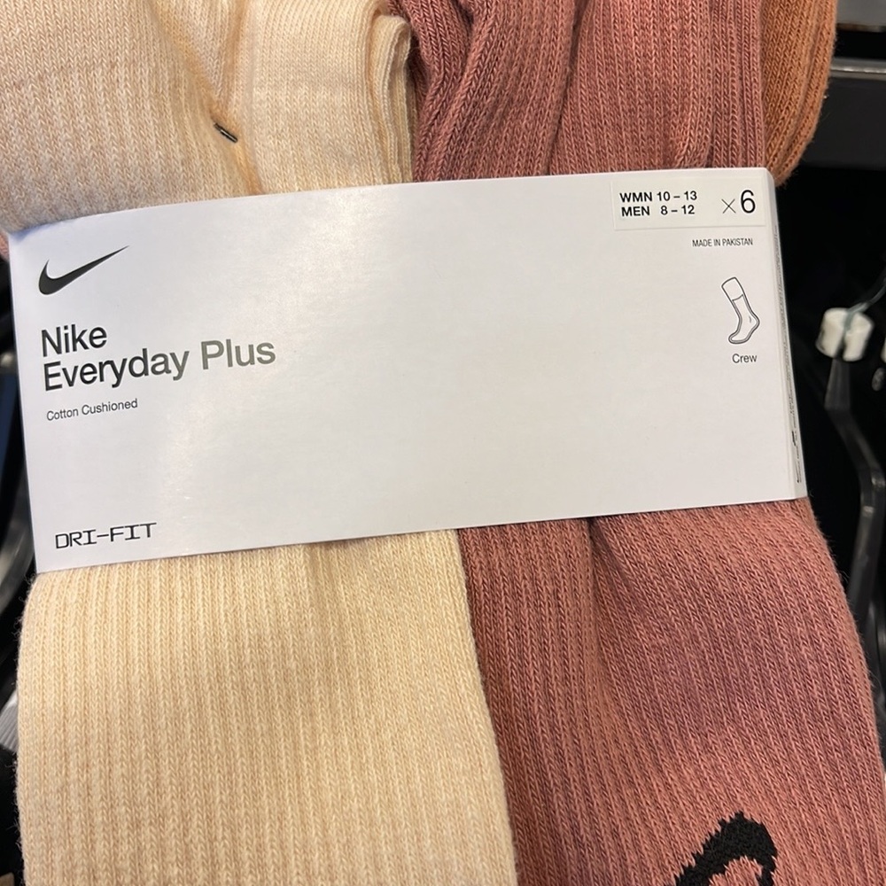 NIKE 
Training Crew Socks Size L (6 Pairs)
Nike Everyday Cushioned
NWT - Picture 8 of 16